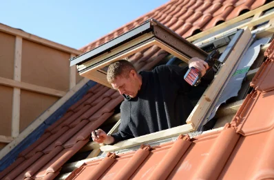 Pose de fenêtres de toit Velux à Flammerans